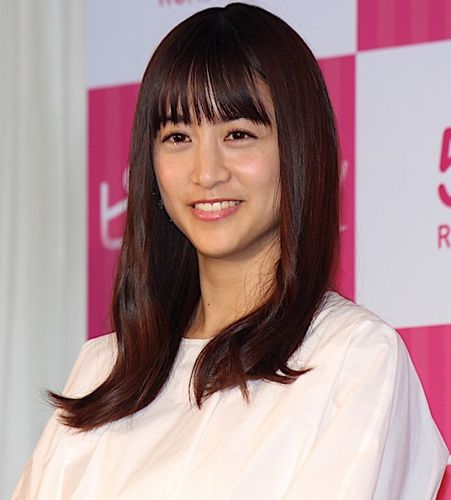 伊野尾慧、女装姿の“脚”を「とてもきれい」と自画自賛！山本美月も「完璧」と絶賛