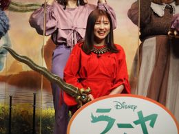 ラーヤ役の日本版キャストを務めた吉川愛