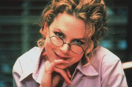 トムと実生活でも夫婦だったニコール・キッドマンが妻役で登場(『アイズ ワイド シャット』)