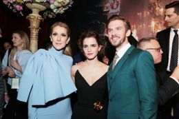 「美女と野獣」USプレミアで、セリーヌ・ディオン、エマ・ワトソン、ダン・スティーヴンス(左から)