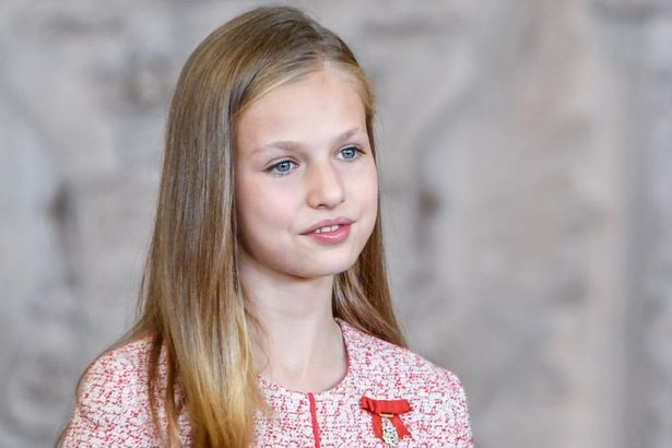 スペインのレオノール王女、単独公務デビュー