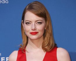 女優のエマ・ストーン