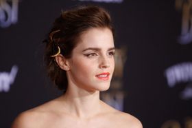 トップレス写真を披露したエマ・ワトソン