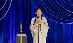 歴史的な受賞となった『ノマドランド』クロエ・ジャオ監督