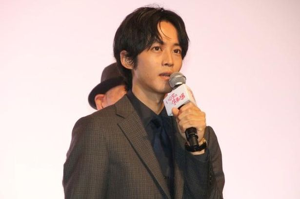 野呂聖二役の松坂桃李