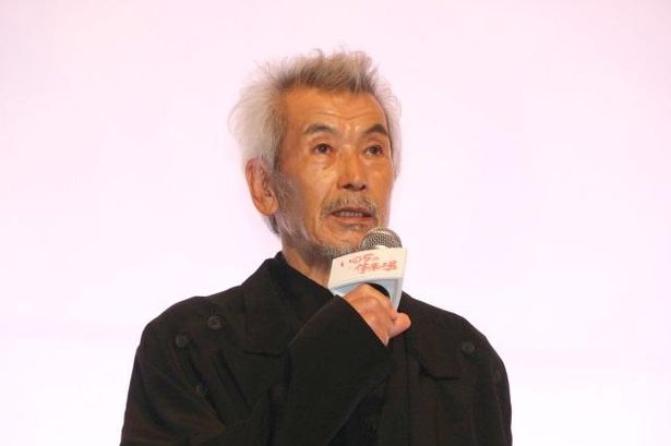 白石達郎役の⽥中泯