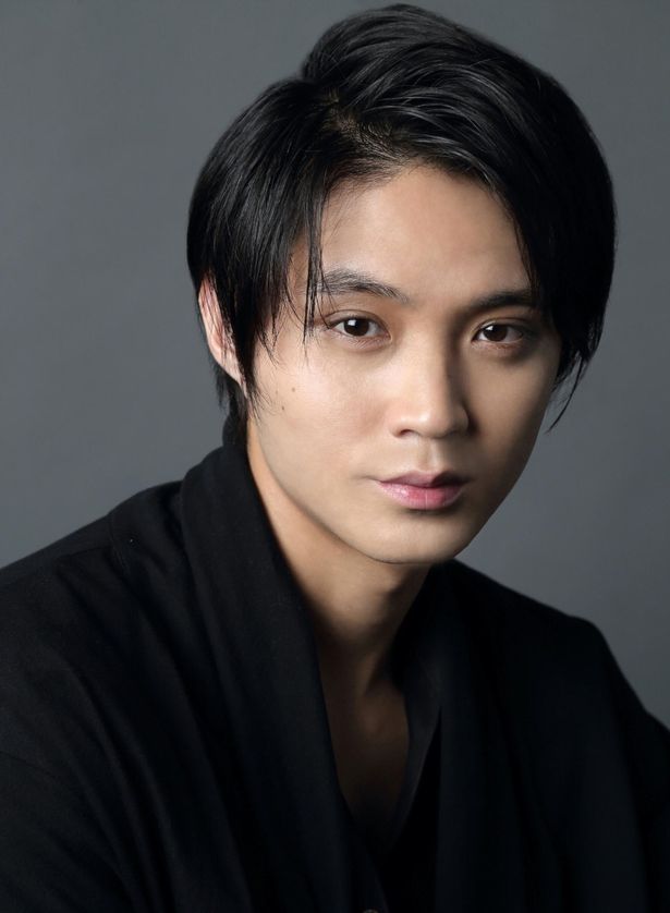 純の友人ファーレンハイト役の磯村勇斗