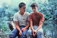 『スタンド・バイ・ミー』から晩年まで、リヴァー・フェニックスの軌跡を辿る