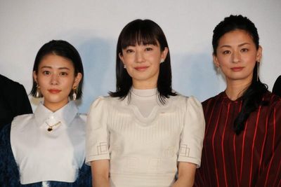 『明日の食卓』の初日舞台挨拶が開催