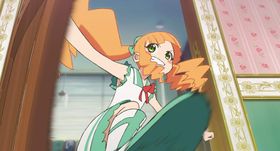 敏腕映画プロデューサーのポンポさんを、小原好美が躍動感たっぷりに演じている