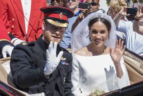 英王室の公式ウェブサイトで、ヘンリー王子夫妻の名前の順序に変化が？