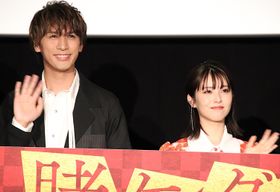 ファンからの質問にも答えた浜辺美波&藤井流星