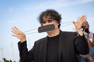 第74回カンヌ国際映画祭のトークイベントで、映画ファン垂涎のエピソードを明かしたポン・ジュノ監督