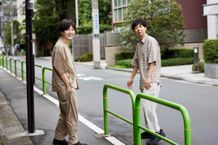 『サマーフィルムにのって』が公開中の松本壮史監督と、三浦直之