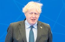 ボリス・ジョンソン英首相の長女がモデルデビュー