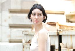 故ポール・ウォーカーの娘メドウ、電撃婚約！