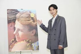 『Summer of 85』リモート舞台挨拶付きプレミア上映会に登壇した磯村勇斗