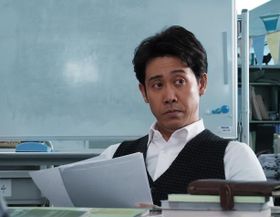 ベストセラー小説を原作に映画、コミックでもメディアミックス展開する『騙し絵の牙』