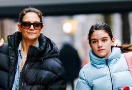 トム・クルーズ＆ケイティ・ホームズの娘、スリ・クルーズ