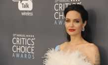 アンジェリーナ・ジョリー、インタビューでブラッド・ピットにさらなる打撃を与える