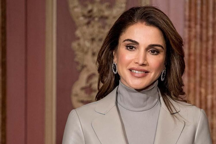 美の黄金比で王室2位を誇るヨルダンのラーニア王妃、51歳に