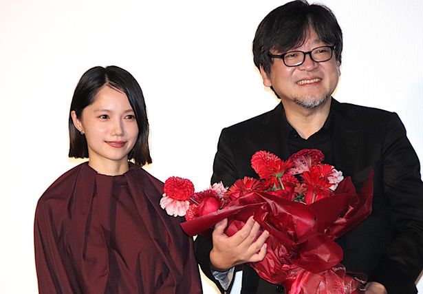 『竜とそばかすの姫』大ヒット御礼舞台挨拶の様子