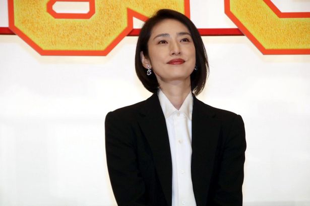 後藤篤子役の天海祐希