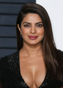 「世界で最も美しい女性」2位に選ばれたプリヤンカー・チョープラー