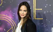 アンジェリーナ・ジョリーがかわいいハロウィン仮装姿を披露