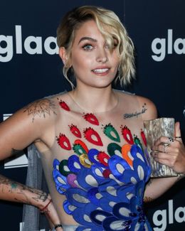 ドレス姿が絶賛されたパリス・ジャクソン