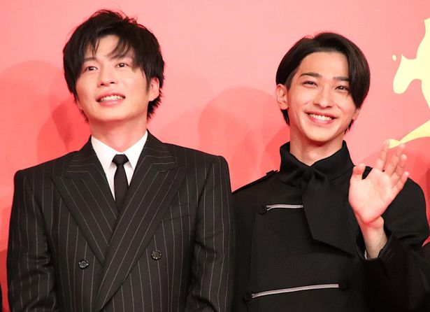 『あなたの番です 劇場版』完成報告会の様子
