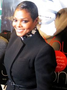 今年1月に出産したばかりのジャネットが破局！