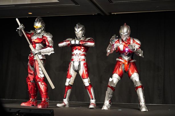 ULTRAMAN、SEVEN、ACEの登場に会場からも拍手が！