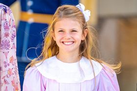 スウェーデン王室の子どもたちがクリスマス写真を披露