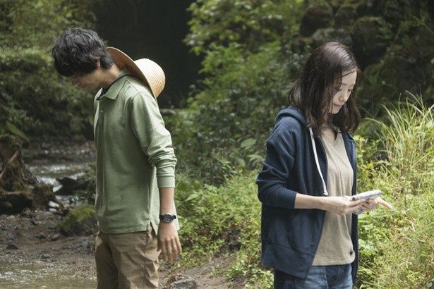 【写真を見る】絶妙な距離感がもどかしい！上戸彩＆斎藤工の『昼顔』解禁写真7点はコチラ