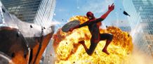 『アメイジング・スパイダーマン2』より、スパイダーマンがライノに立ち向かっていくラストシーン