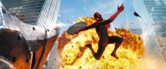 『アメイジング・スパイダーマン2』より、スパイダーマンがライノに立ち向かっていくラストシーン