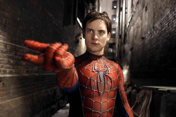 トビー・マグワイア演じる初代スパイダーマン(『スパイダーマン』)
