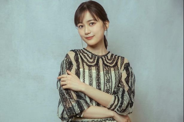生田絵梨花、魅力あふれる撮りおろし！映画『コンフィデンスマンJP 英雄編』で新境地を開拓