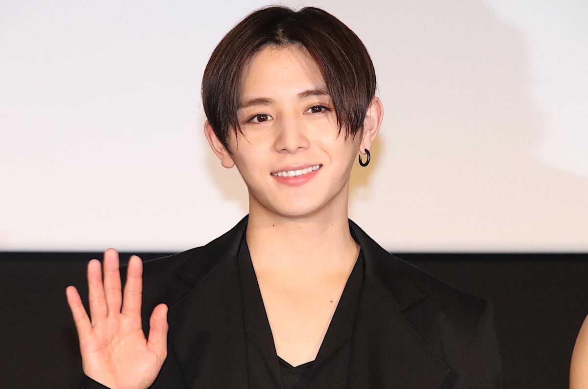 Hey! Say! JUMP - 大怪獣のあとしまつ☆プレスシート☆山田涼介 土屋太鳳 濱田岳 640x320.jpg?1634019623