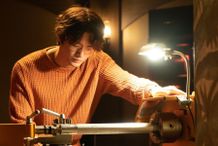 8年ぶりの主演作『パイプライン』(公開中)でソ・イングクは、石油を盗んで転売する犯罪組織のリーダー・ピンドリ役を演じる