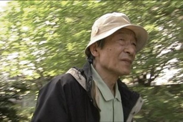 『一万年、後....。』などを手掛ける沖島勲監督が、本作では監督と主演を兼任