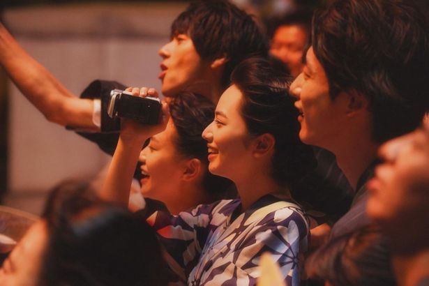 かけがえのない出会いを経て、2人の人生は輝き始める