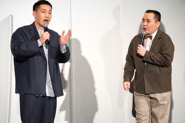 ミルクボーイの漫才に会場も大喜び