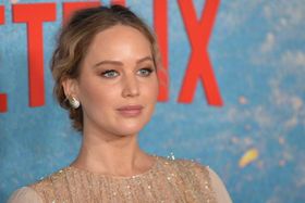 ジェニファー・ローレンス、第1子出産後初めて公の場に姿を現す