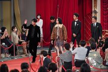 レッドカーペットに豪華俳優陣が集結！