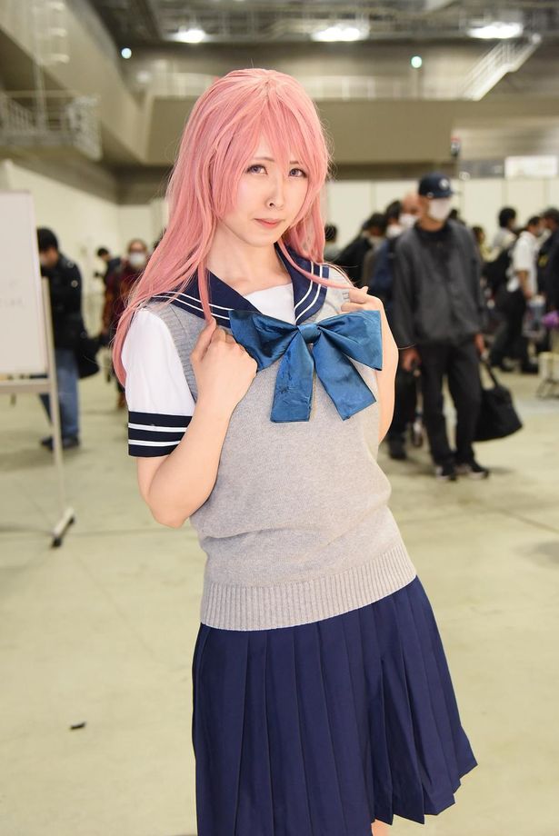 「その着せ替え人形は恋をする」の乾心寿に扮するアオトさん