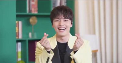  "指ハート"で愛嬌を振りまくスクショタイムにファンも大満足