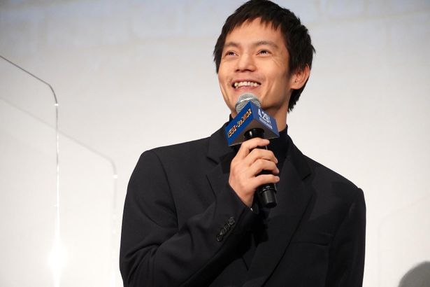 『劇場版ラジエーションハウス』完成披露舞台挨拶の様子