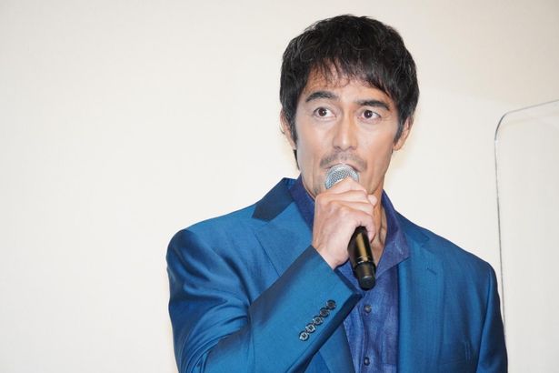 『とんび』初日舞台挨拶に登壇した阿部寛